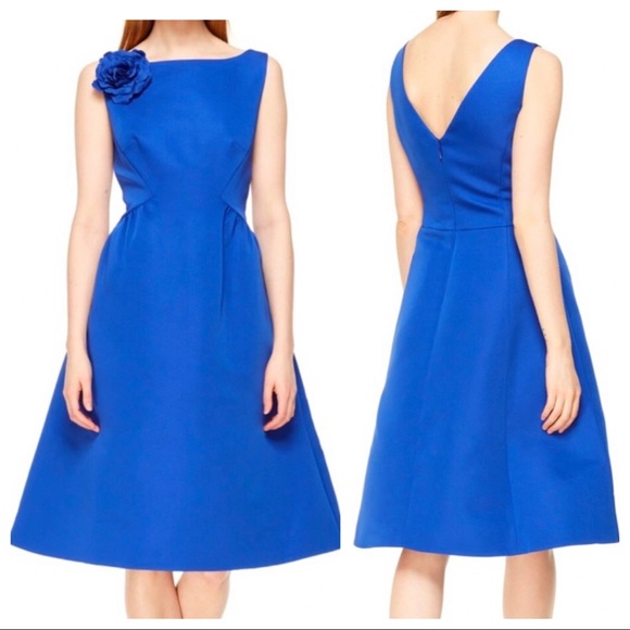kate spade Dresses & Skirts - NWT Kate Spade v-back full skirt sleeveless dress Rambling Rose flower blue 0